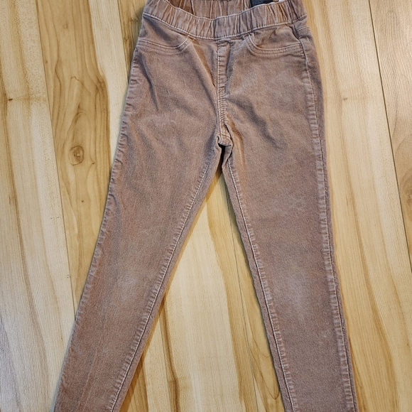 BOYS US 6-7-8 BUNDLE Pre-owned,  Clean "Item details are on individual ads" - Picture 6 of 6